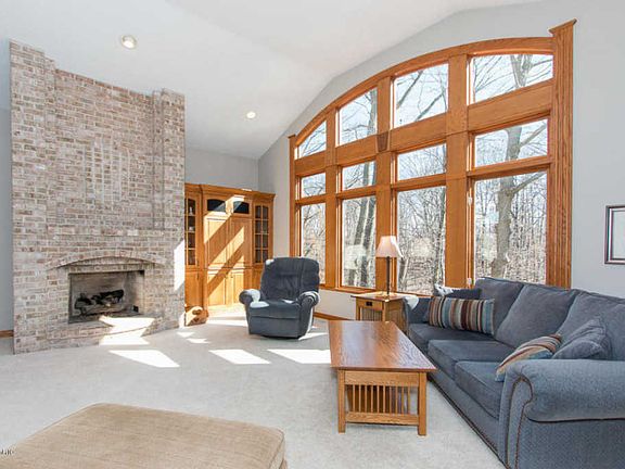 5th image of 3976 Tallman Creek Dr NW
