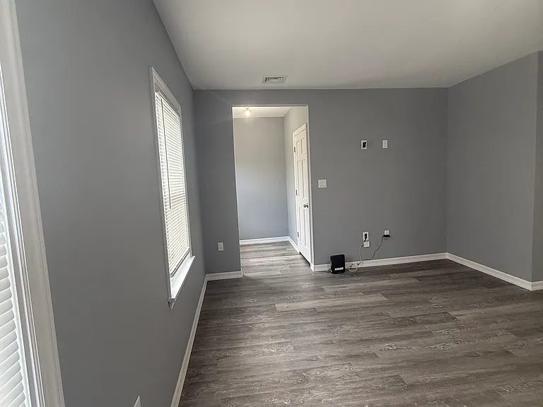 7 Llewellyn Ave #2 — Photo 10