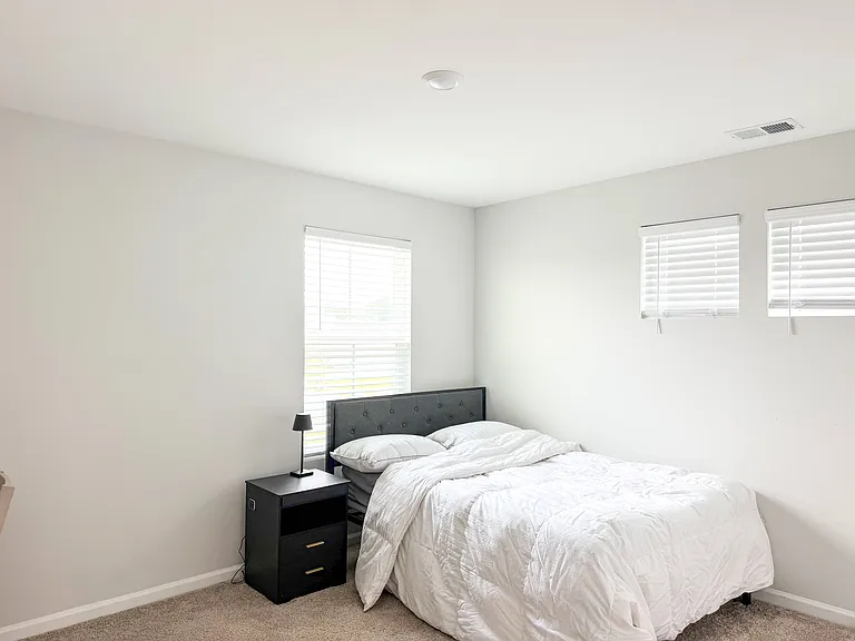 106 Wildflower Ln — Photo 9