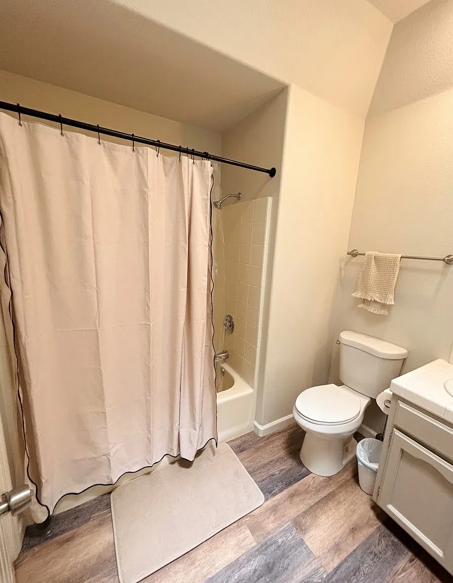 4 bed, 1842 sqft, $850 — Photo 4