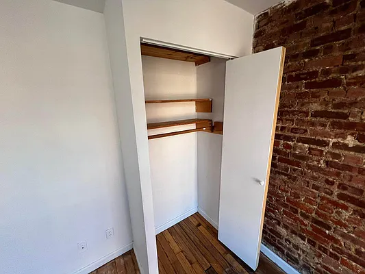 Rented by Best Apartments North Inc | media 13