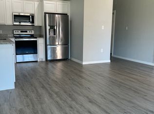 110 Oakland St #I, Grandview, TX 76050