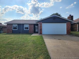 109 N Spruce Ave, Bartlesville, OK 74006