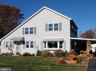 1658 Heilmandale Rd, Lebanon, PA 17046