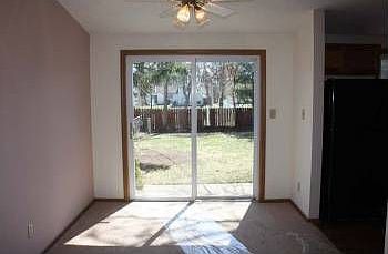 5th image of 2271 Kilbourne Ave