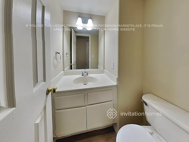 7368 Atwood Ave — Photo 24