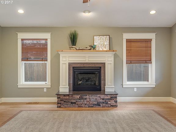 5th image of 8615 NE 94th Ave