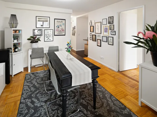 330 East 38th Street 10B image 2 of 7