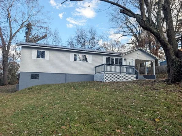 901 S Ash St, Harrison, AR 72601