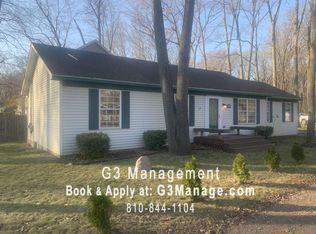10100 Crowley St, Pinckney, MI 48169