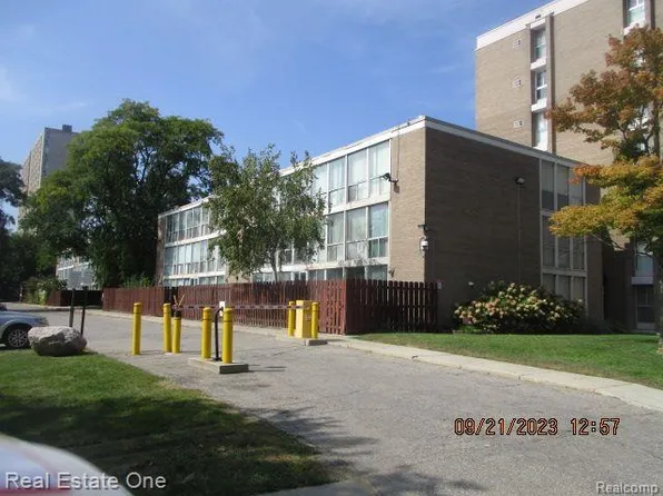 1913 Orleans St #47, Detroit, MI 48207