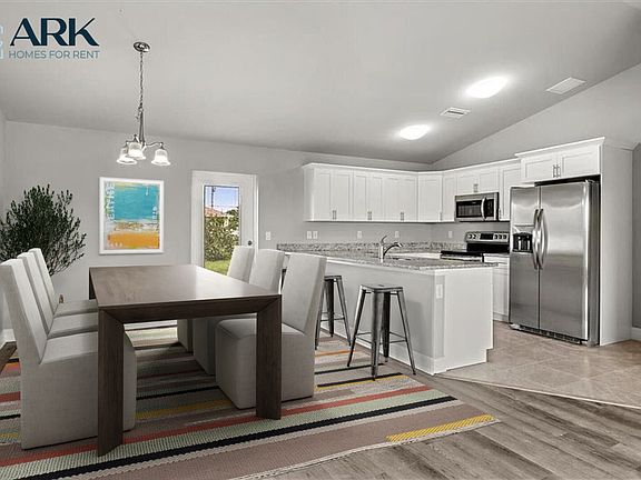 4th image of 1522 NW 21st Pl
