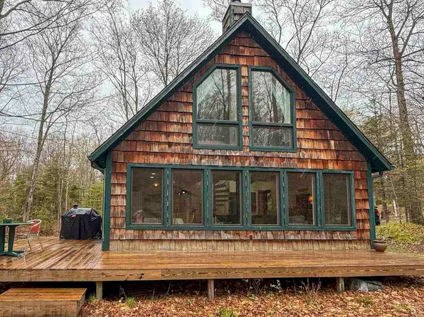 28208 Island Wood Rd, Beaver Island, MI 49782