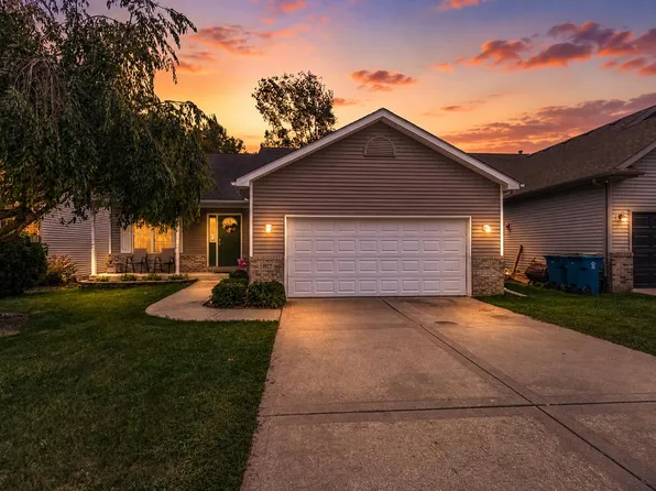 1927 Cory Ln, Chesterton, IN 46304