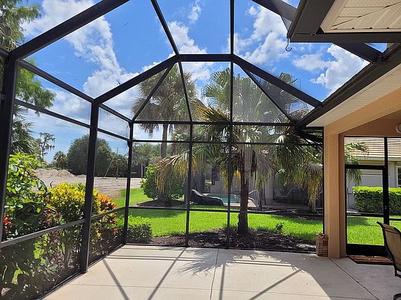 2nd image of 12727 Fox Ridge Dr