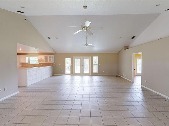 5th image of 13051 SE 137th Ct