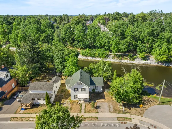 70 Ridout St, Kawartha Lakes, ON K9V 2B8