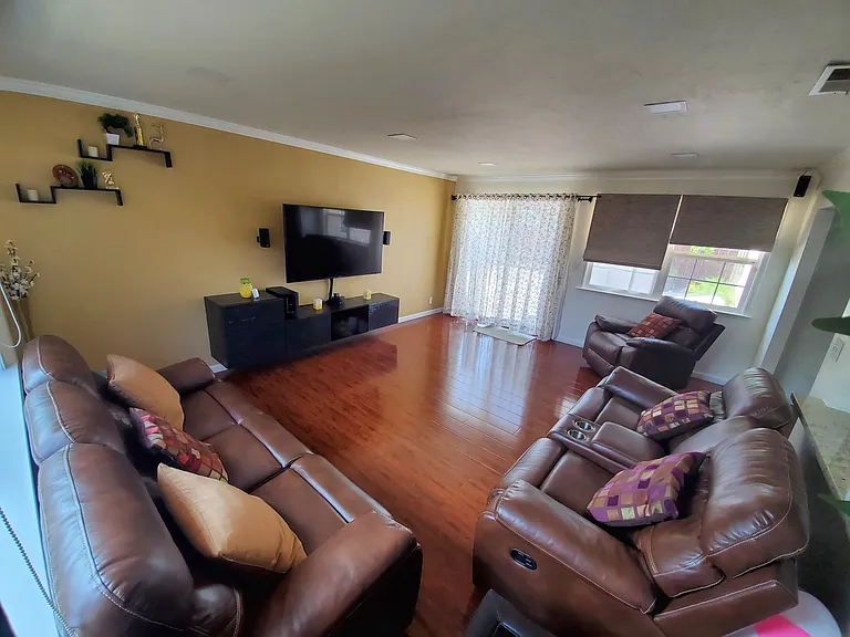 1421 Four Oaks Rd — Photo 13