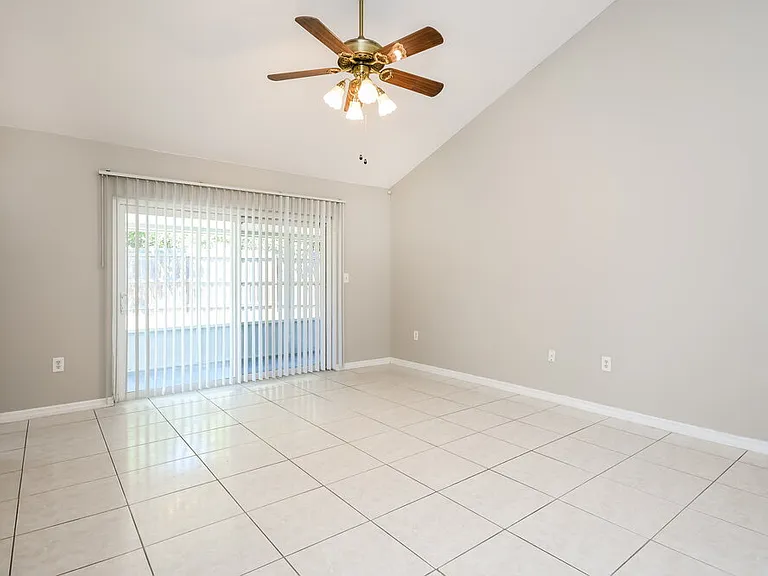 3356 Kelsey Ln — Photo 5