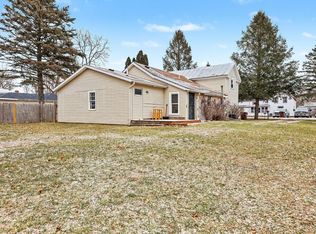 265 S Tabor St, Lyons, MI 48851