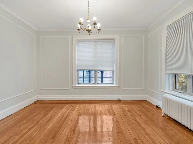 1447 Chapel Street — Photo 6