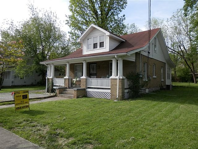 Bungalow Style House