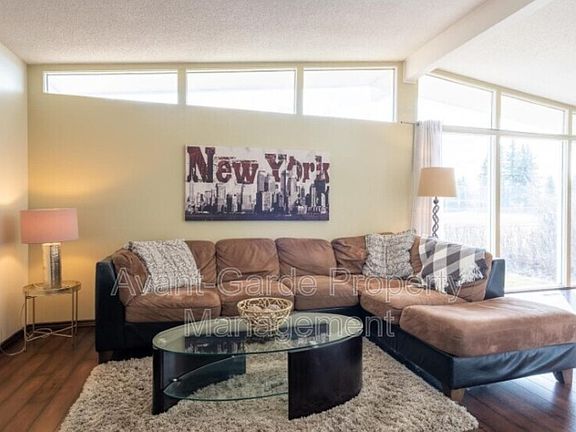 3rd image of 11336 53rd Ave NW