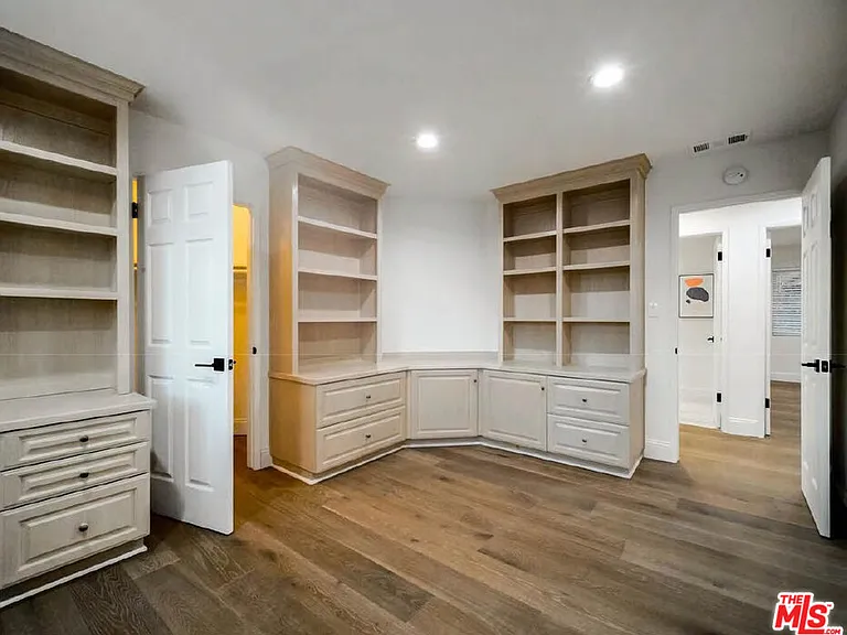 4732 Del Moreno Dr — Photo 20
