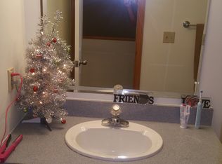 45 Winterwood Ln, Kalamazoo, MI 49009