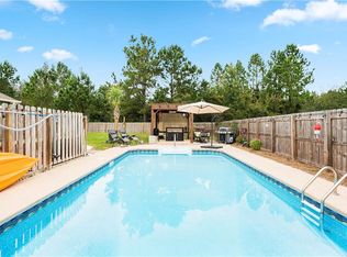 156 Lakes Dr, Brunswick, GA 31523