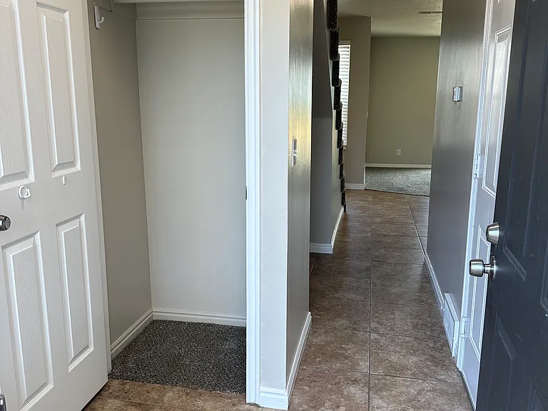 665 E Eaglewood Dr #27 — Photo 20