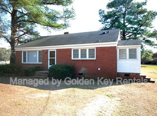 308 E Station St, Mount Olive, NC 28365