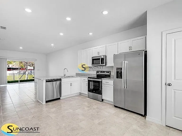 Tour Today! 2|2 Townhome in West Jax! — Photo 3