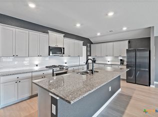 446 Blue Stem Rd, New Braunfels, TX 78130