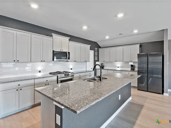 446 Blue Stem Rd, New Braunfels, TX 78130