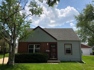 8919 W Harrison Ave, West Allis, WI 53227