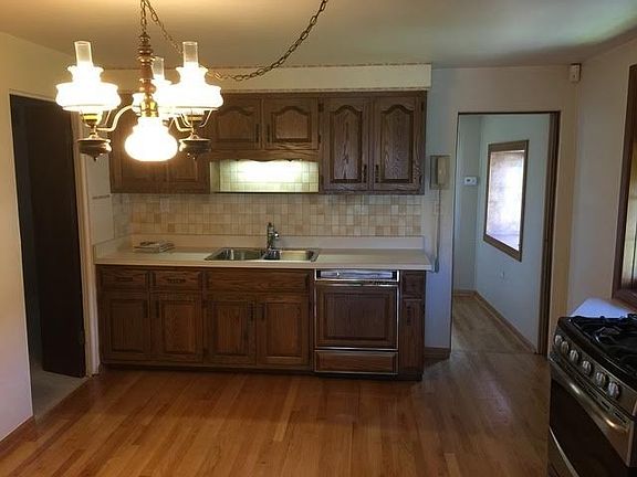 2nd image of 351 W 29th Pl #1