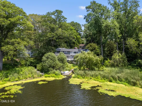 74 Long Meadow Rd, Riverside, CT 06878