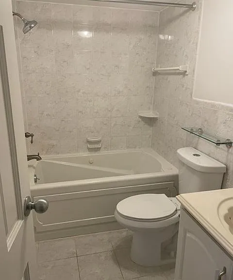 1239 Vermont Ave NW #203 — Photo 3