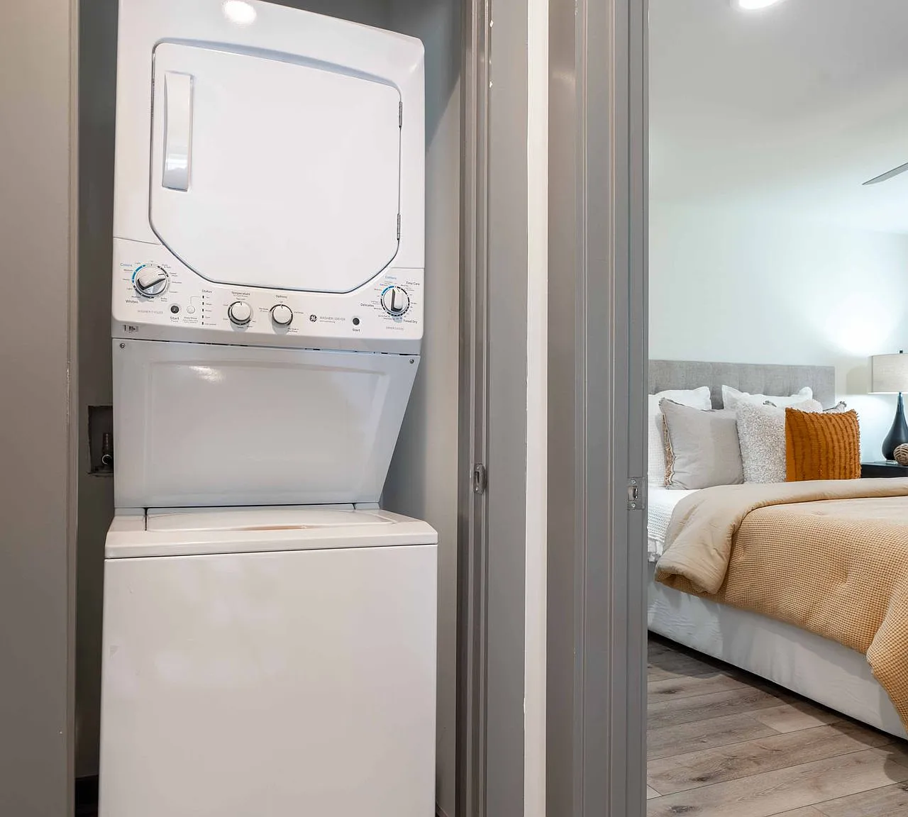 1 Bedroom Luxury Apartments Amazing Virginia Highlands Location! Steps To Shops And Restaurants! — Photo 4