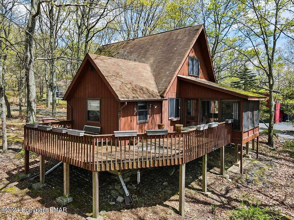 5172 Woodbridge Dr E, Bushkill, PA 18324 | Zillow