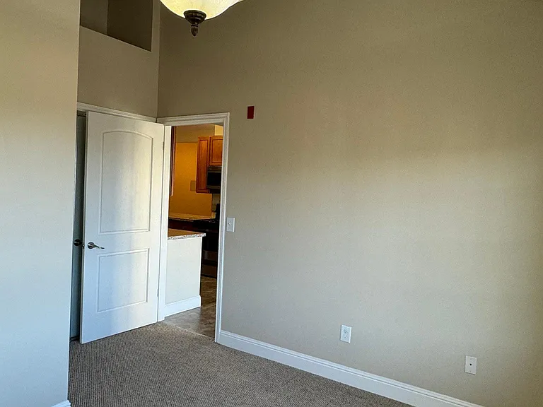 2319-2323 Shattuck Ave #503 — Photo 22