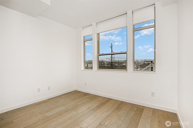 5th image of 1713 19th Avenue S