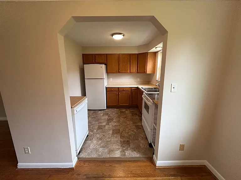 4756 Clevesdale Dr #2 — Photo 7