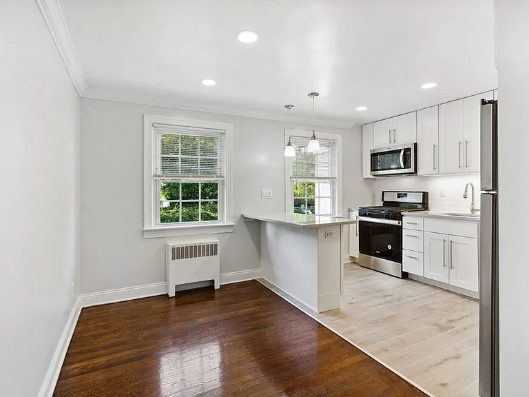 Baltusrol Apartments — Photo 5