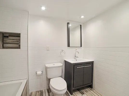 Rented by Jaytee America LLC | media 17