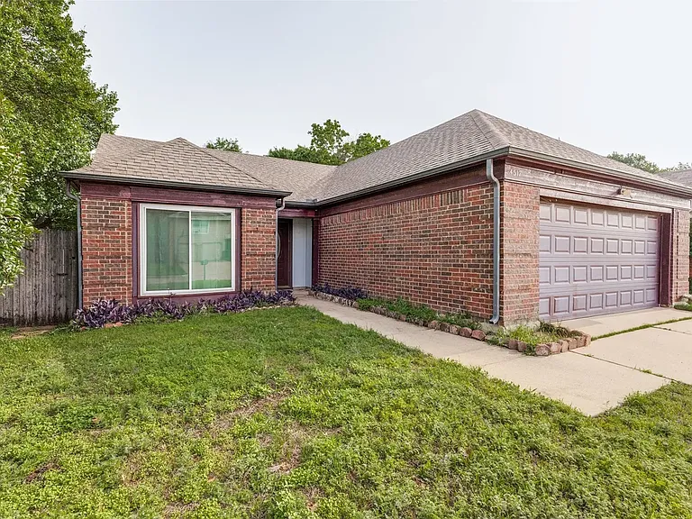 4617 Feathercrest Dr — Photo 19