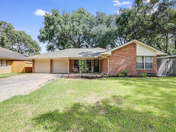 2nd image of 6010 Clarewood Dr