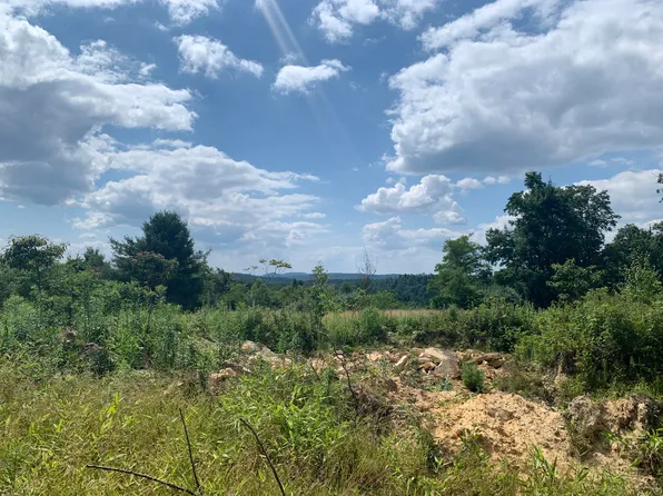 484 White Oak Mountain Rd, White Oak, WV 25989