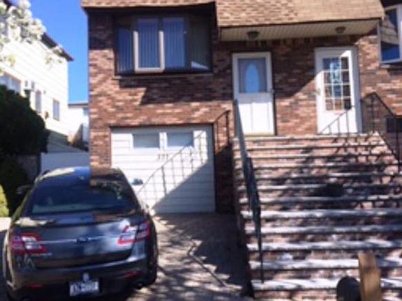2nd image of 377 Barlow Ave